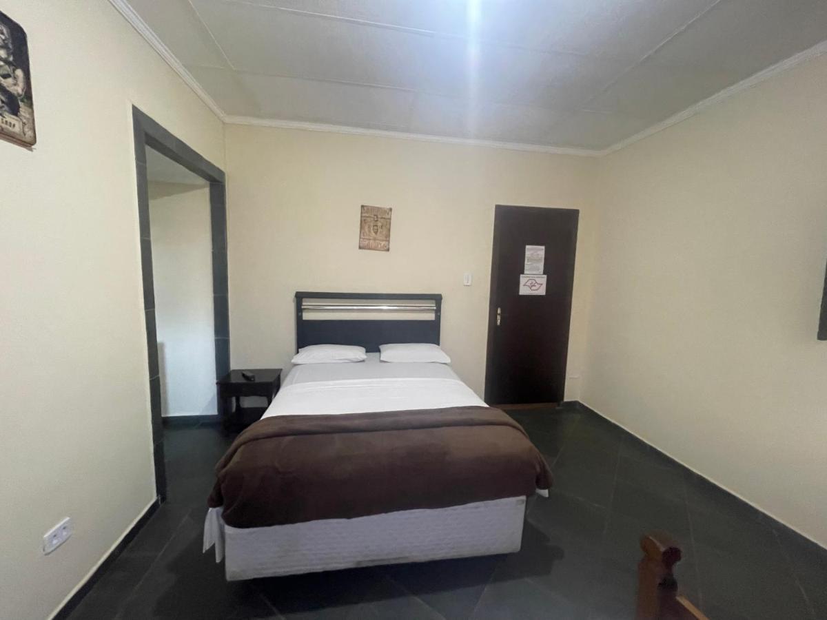 Quarto Duplo Standard